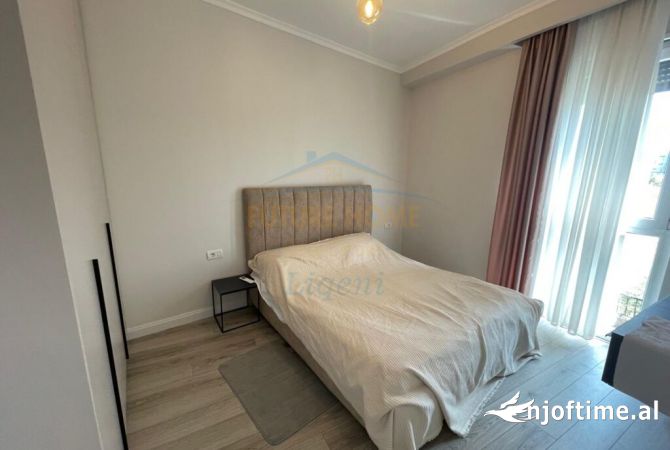 Shtepi me qera 1+1 ne Tirane - 680 Euro