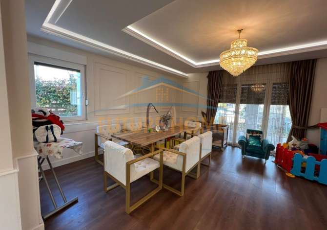 Shtepi me qera 3+1 ne Tirane - 3,500 Euro