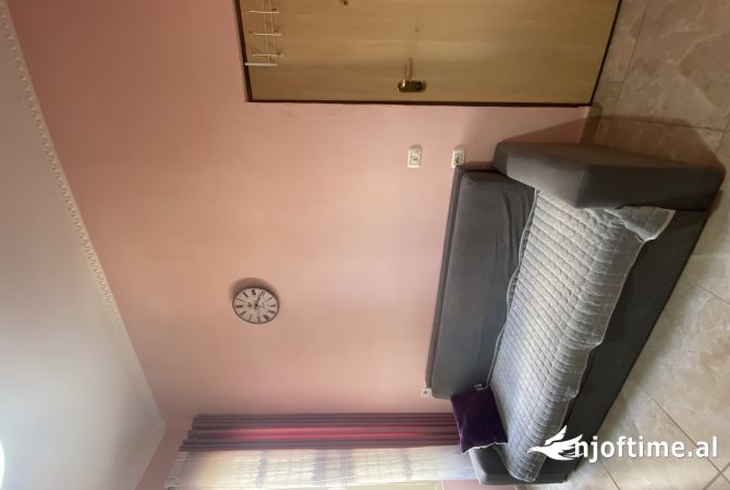 Shtepi me qera 1+1 ne Durres - 25,000 Leke