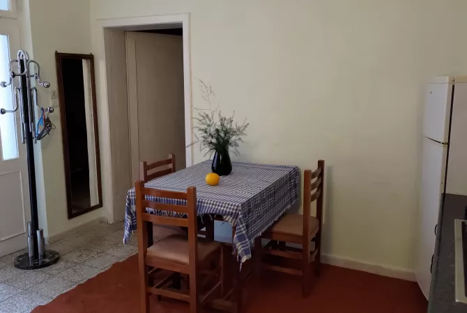 Shtepi me qera 2+1 ne Tirane - 60,000 Leke