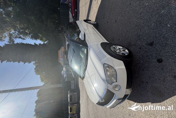 Cars for sale  in Tirana - 5,000 Euro