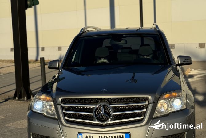 Makina ne shitje ne Tirane - 11,800 Euro