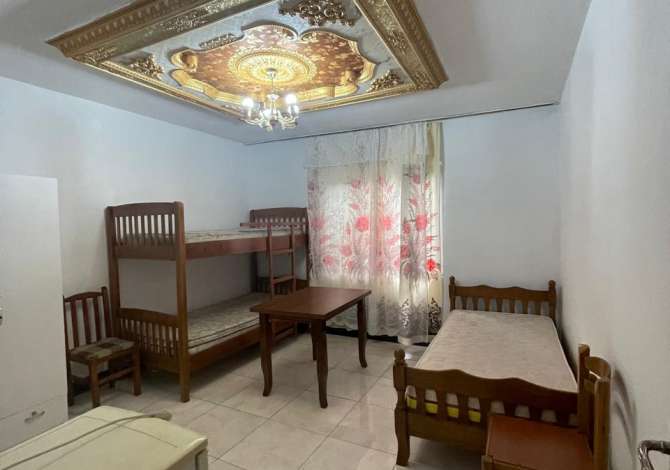 Shtepi me qera Garsoniere ne Tirane - 300 Euro