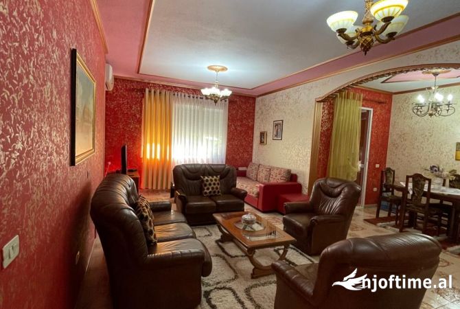 Shtepi ne shitje 3+1 ne Tirane - 290,000 Euro