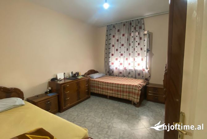 Shtepi ne shitje 2+1 ne Tirane - 125,000 Euro
