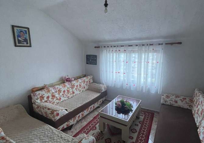 Shtepi me qera 3+1 ne Tirane - 400 Euro