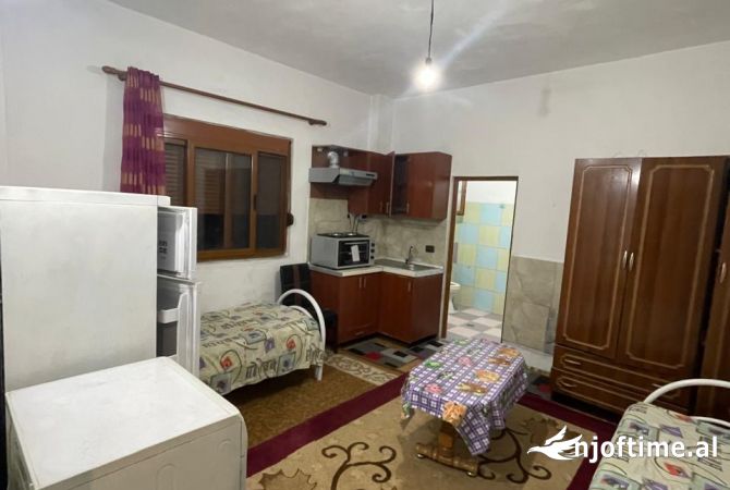 Shtepi me qera Garsoniere ne Tirane - 200 Euro