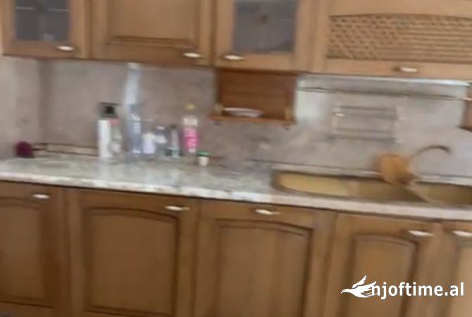 Shtepi me qera Garsoniere ne Tirane - 250 Euro