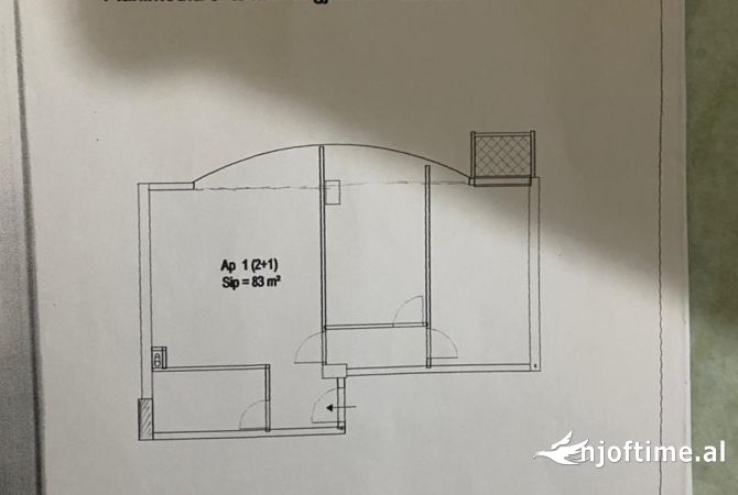 Shtepi ne shitje Apartament ne Tirane, 2+1, Mobilimi E mobiluar, Pagesa 125,000  Euro.
