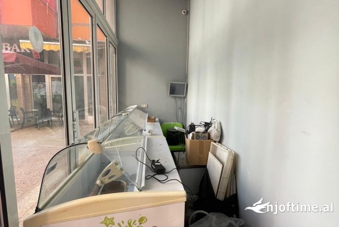 Ambient biznesi ne shitje 1+1 ne Tirane - 110,000 Euro