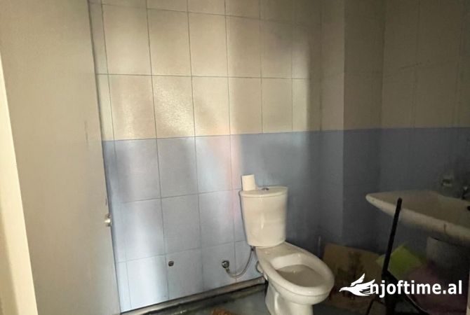 Ambient biznesi per shitje 