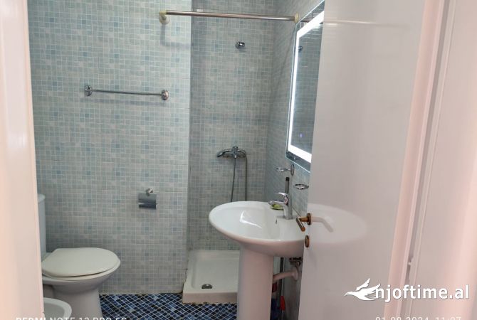 Shtepi ne shitje Apartament ne Tirane, 1+1, Mobilimi Bosh, pa mobiluar, Pagesa 149,999  Euro.
