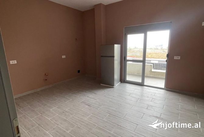 Shtepi me qera 1+1 ne Tirane - 300 Euro