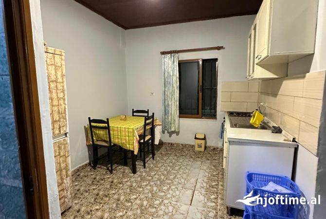 Shtepi me qera 1+1 ne Tirane - 200 Euro