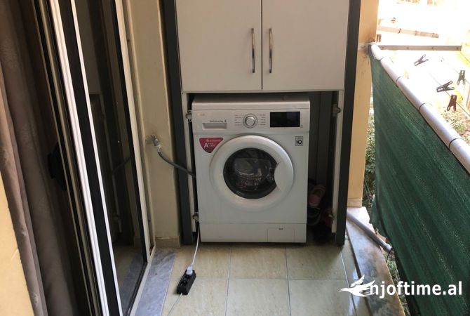 Shtepi me qera Apartament ne Tirane, 2+1, Mobilimi E mobiluar, Pagesa 650  Euro.