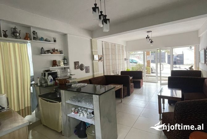 Ambient biznesi me qera 