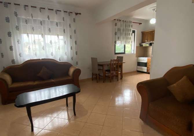 Shtepi me qera 1+1 ne Tirane - 300 Euro
