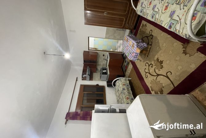 Shtepi me qera Garsoniere ne Tirane - 200 Euro