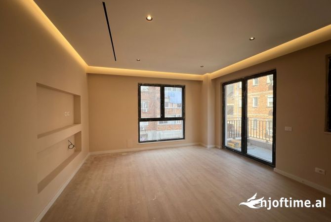 Shtepi ne shitje 2+1 ne Tirane - 220,000 Euro