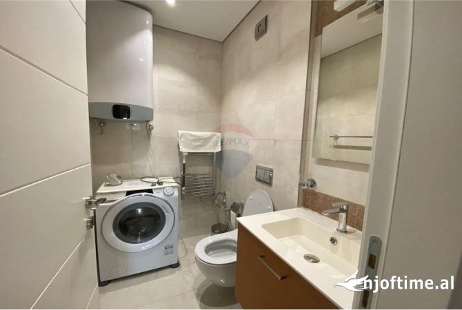 Shtepi me qera Apartament ne Tirane, 2+1, Mobilimi E mobiluar, Pagesa 1,200  Euro.