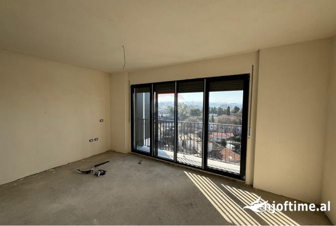 Shtepi ne shitje 1+1 ne Tirane - 120,000 Euro