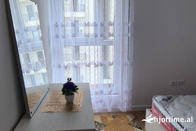 Shtepi me qera 2+1 ne Tirane - 550 Euro