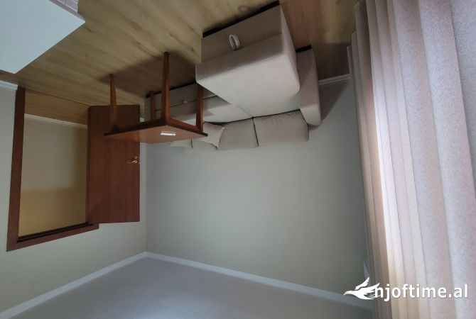 Shtepi me qera Apartament ne Tirane, 1+1, Mobilimi E mobiluar, Pagesa 700  Euro.