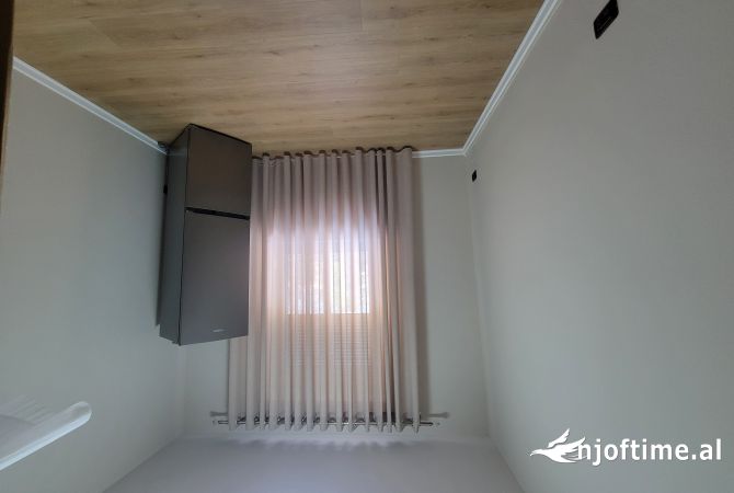 Shtepi me qera Apartament ne Tirane, 1+1, Mobilimi E mobiluar, Pagesa 700  Euro.