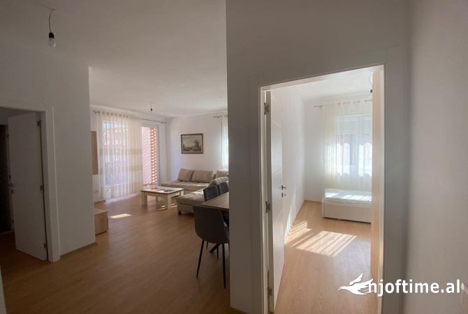 Shtepi me qera 2+1 ne Tirane - 600 Euro