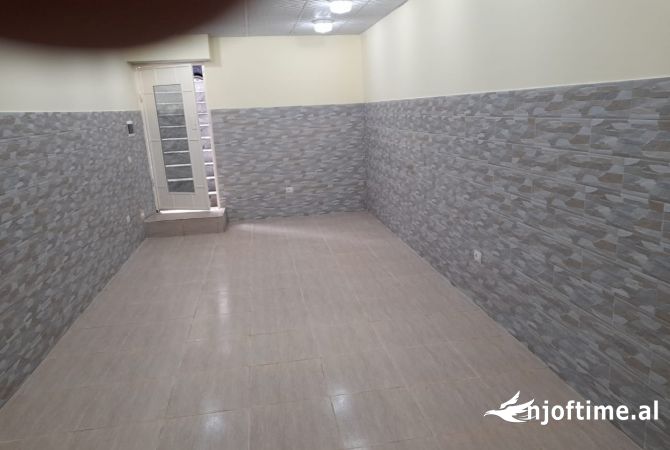 Dyqan per shitje tek Vasil Shanto!