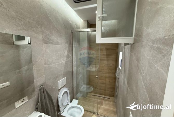 Shtepi me qera Apartament ne Tirane, 2+1, Mobilimi E mobiluar, Pagesa 800  Euro.