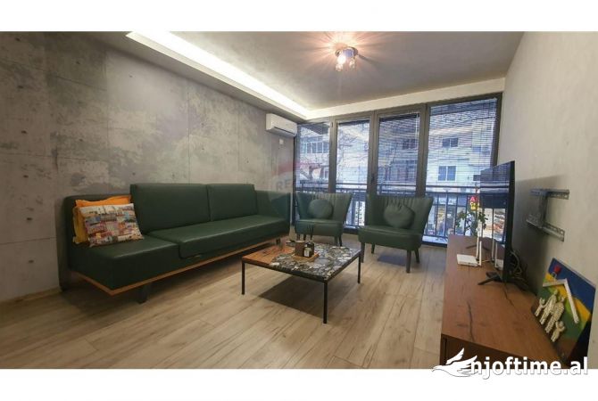 Shtepi ne shitje Apartament ne Tirane, 1+1, Mobilimi E mobiluar, Pagesa 220,000  Euro.