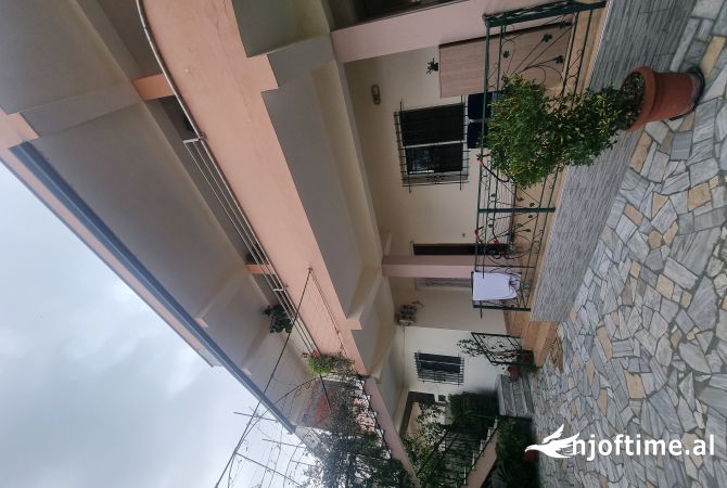 Shtepi ne shitje 5+1 ne Tirane - 230,000 Euro
