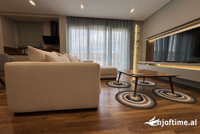 Shtepi me qera Apartament ne Tirane, 2+1, Mobilimi E mobiluar, Pagesa 1,000  Euro.