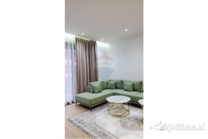 Shtepi me qera 2+1 ne Tirane - 1,600 Euro