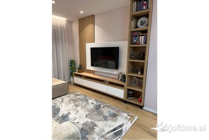 Apartament me qura 2+1te Rr Siri Kodra