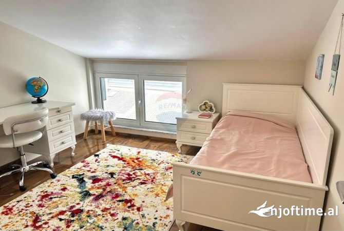Shtepi me qera 2+1 ne Tirane - 1,100 Euro