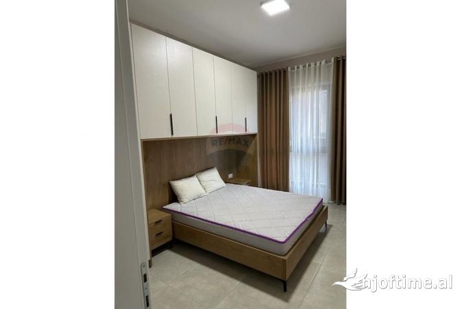 Shtepi me qera Apartament ne Tirane, 1+1, Mobilimi E mobiluar, Pagesa 800  Euro.