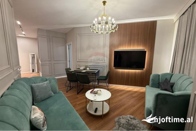 Shtepi me qera 2+1 ne Tirane - 800 Euro