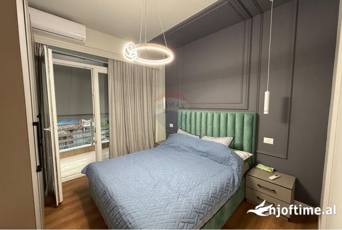 Shtepi me qera 2+1 ne Tirane - 800 Euro