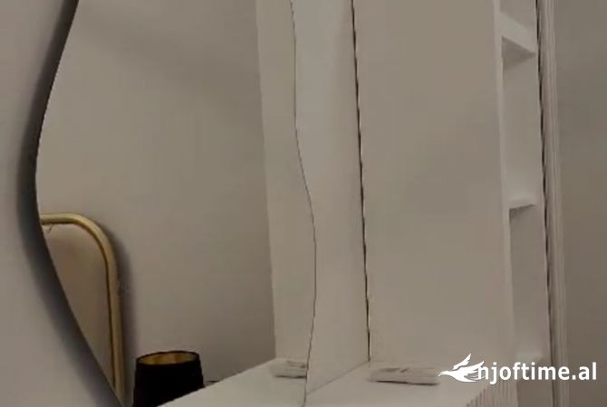 Shtepi me qera Apartament ne Tirane, 2+1, Mobilimi E mobiluar, Pagesa 1,200  Euro.