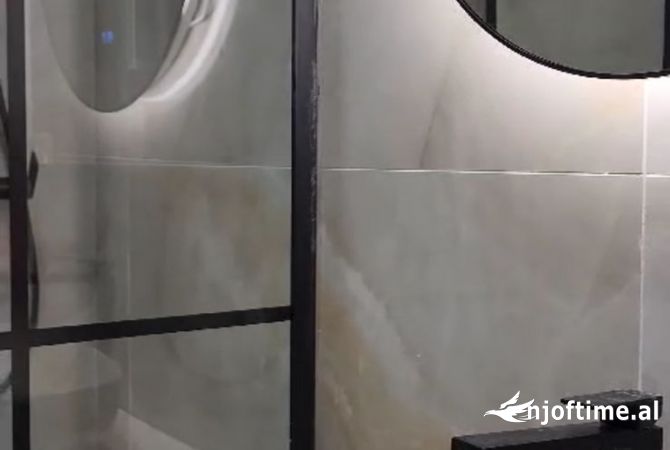 Shtepi me qera Apartament ne Tirane, 2+1, Mobilimi E mobiluar, Pagesa 1,200  Euro.