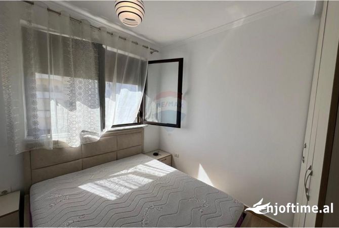 Shtepi me qera Apartament ne Tirane, 2+1, Mobilimi E mobiluar, Pagesa 600  Euro.