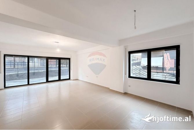 Shtepi ne shitje 3+1 ne Tirane - 255,000 Euro