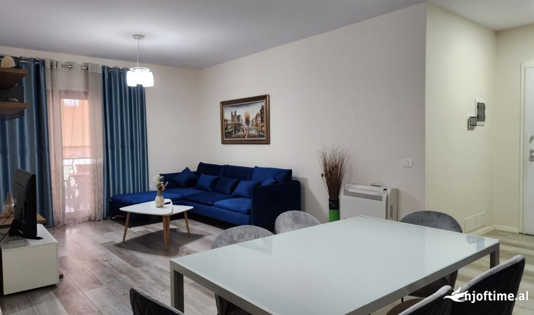 Shtepi me qera Apartament ne Tirane, 2+1, Mobilimi E mobiluar, Pagesa 1,100  Euro.