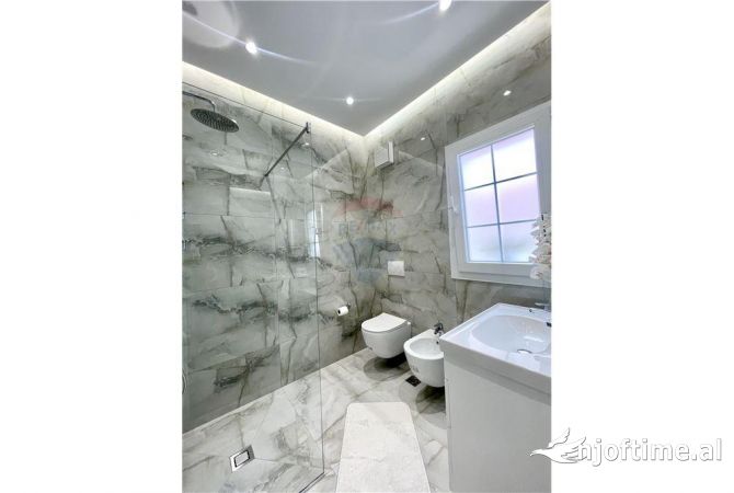 Shtepi me qera 1+1 ne Tirane - 800 Euro