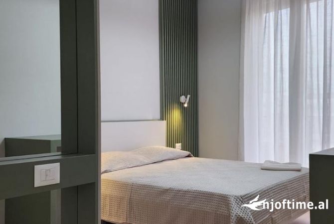 Shtepi me qera 2+1 ne Tirane - 1,200 Euro