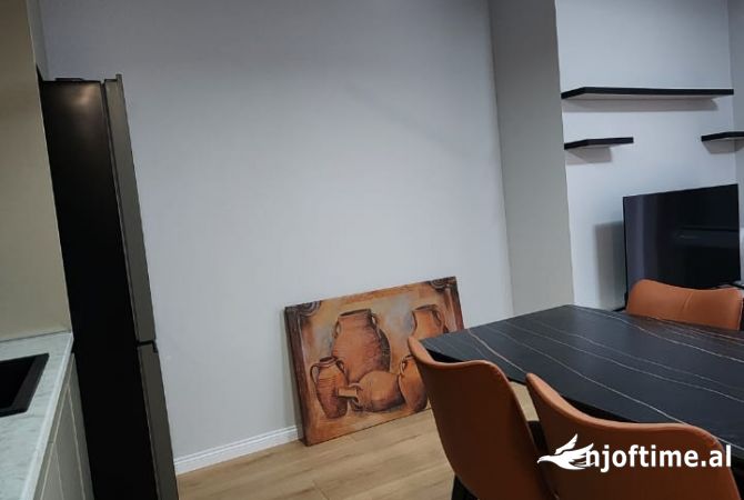 Shtepi me qera 1+1 ne Tirane - 600 Euro