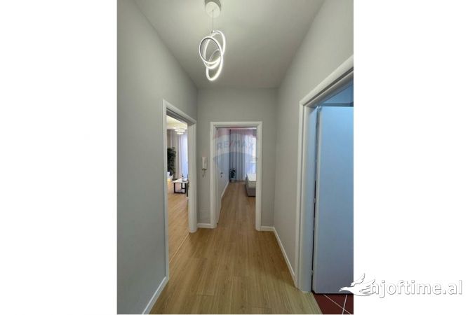 Shtepi ne shitje 1+1 ne Tirane - 109,000 Euro