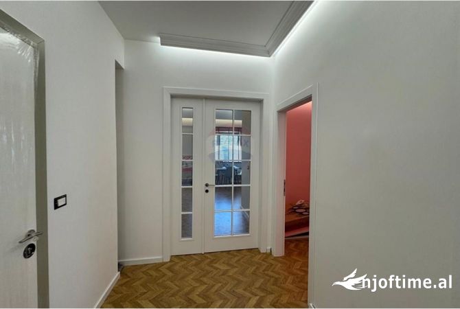 Shtepi me qera 2+1 ne Tirane - 700 Euro